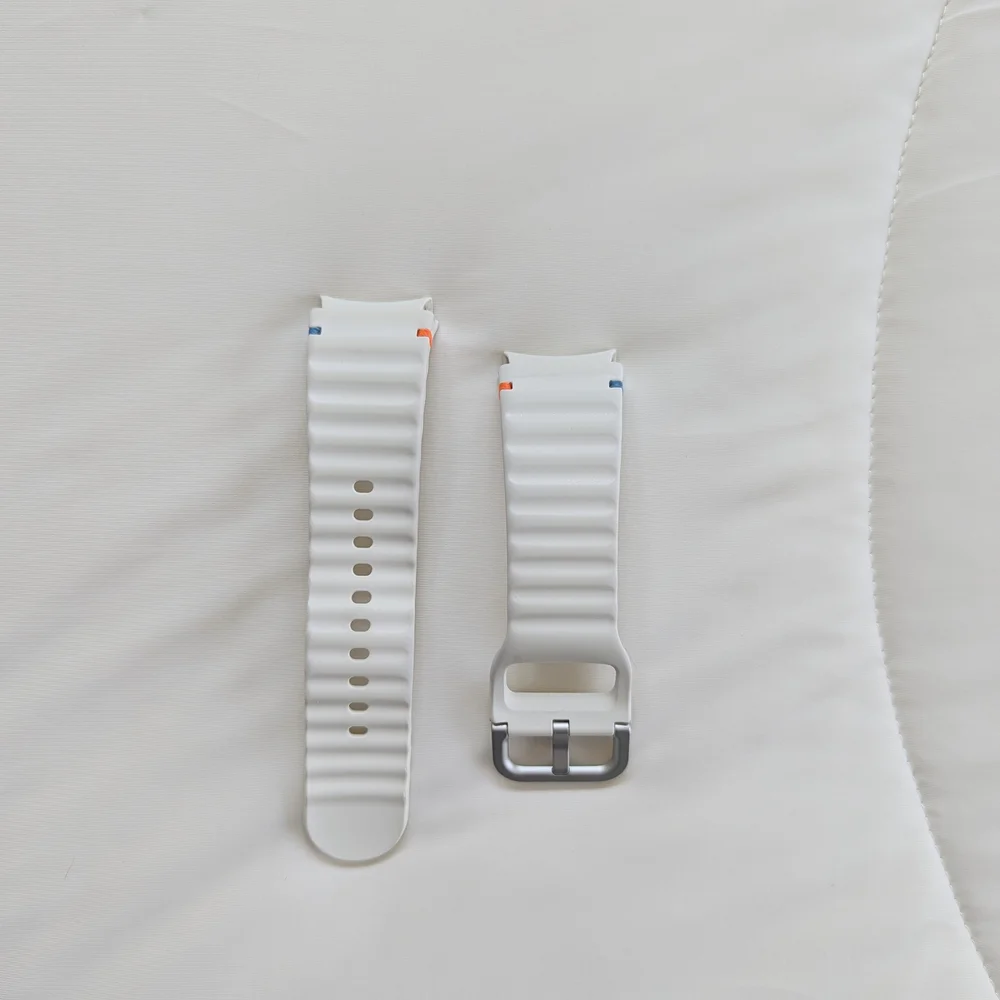 Samsung White Silicone Smartwatch Band with Subtle Accent Tabs